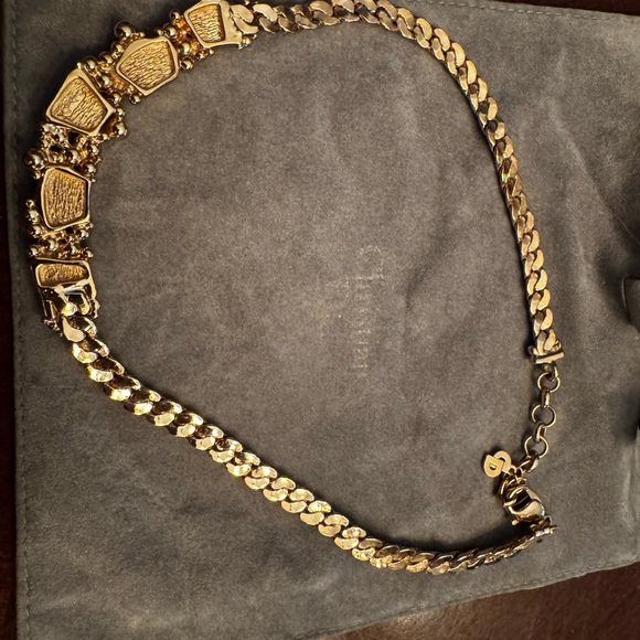 Dior Authentic Gold and Colored Gripoix Stone Necklace with Vintage Charm - Picture 5 of 8